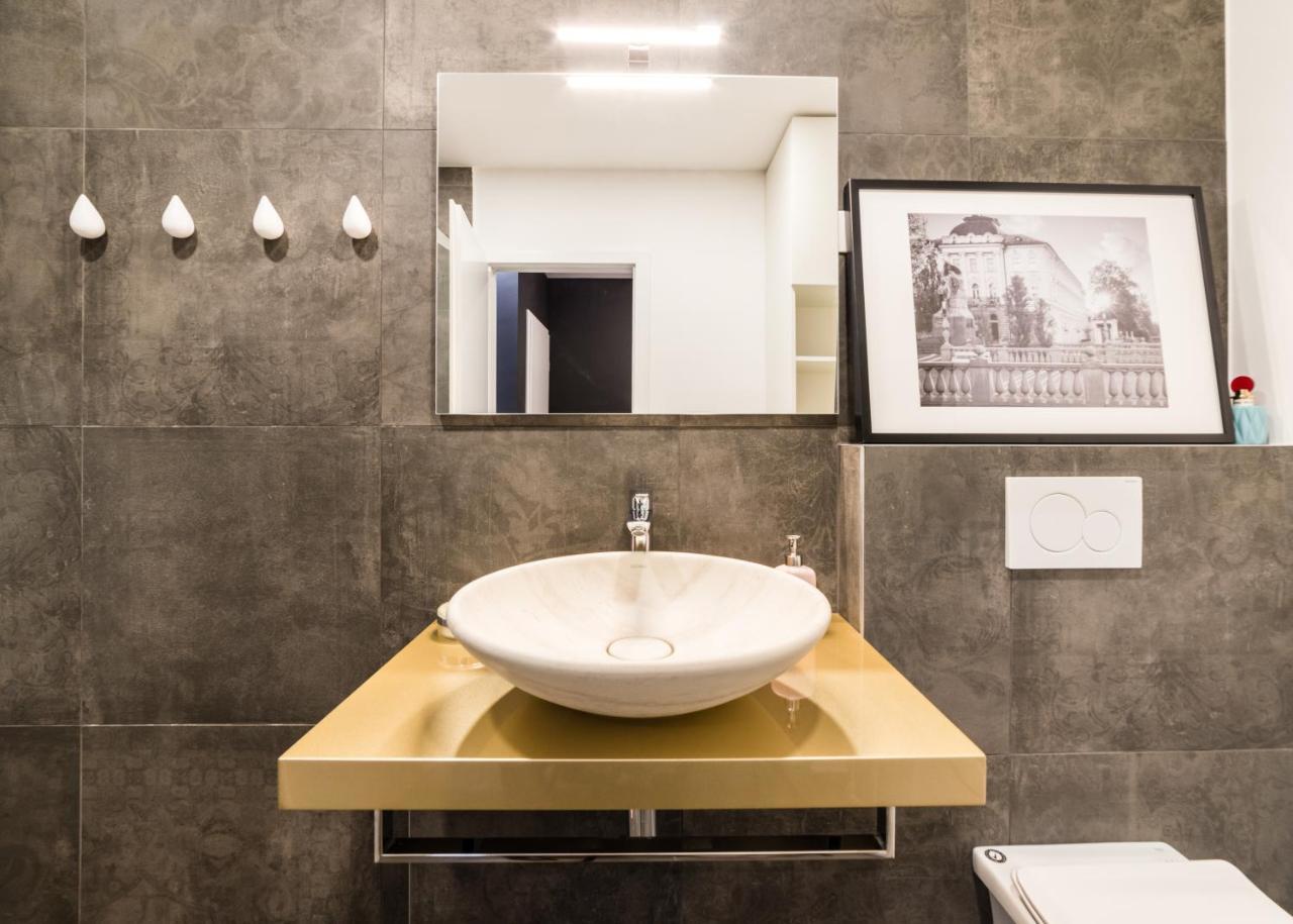 Flex Apartments Tour As לובליאנה מראה חיצוני תמונה